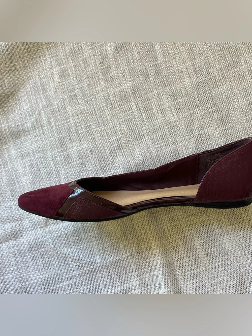 Apt. 9 burgundy red
